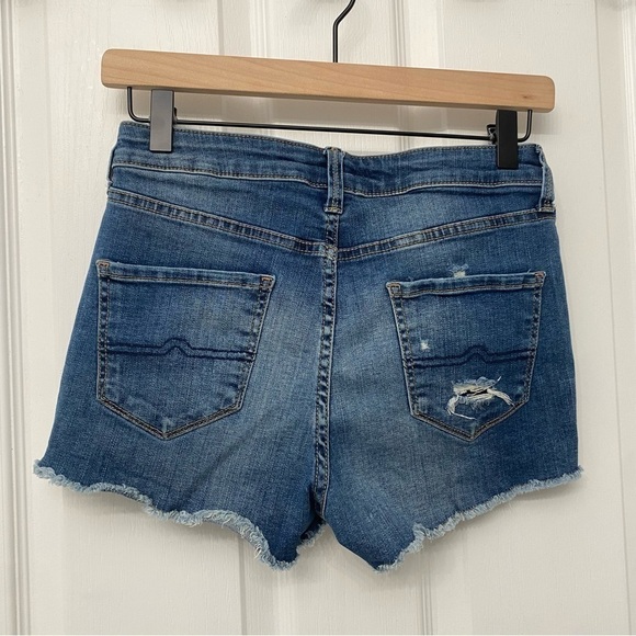 Arizona Mid Rise Jean Shorts Size 3 - Picture 5 of 12